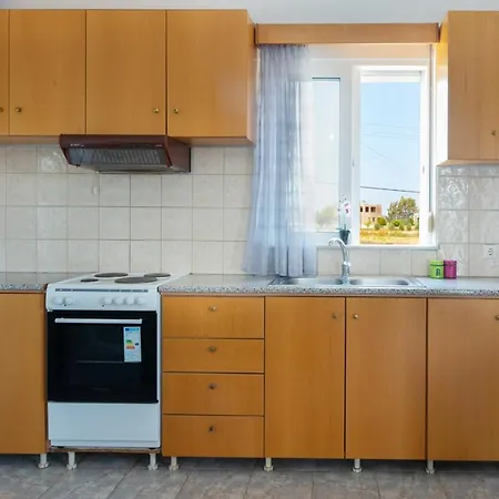 Elli's 2 Apartment *
